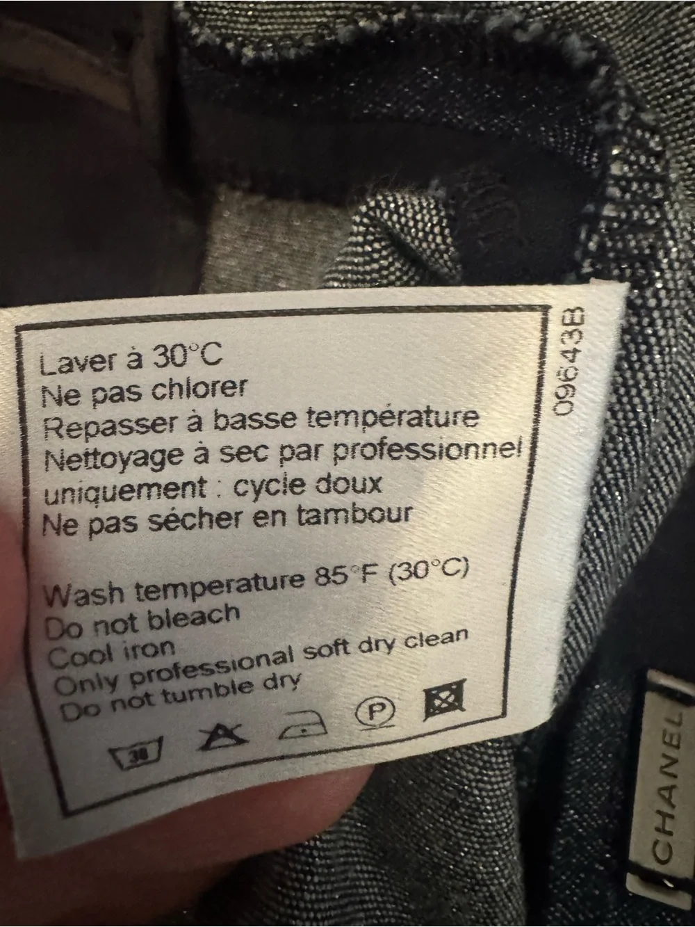 CHANEL Classic Blue Sparkle Side Panel Detail Knee Length Skirt size 10